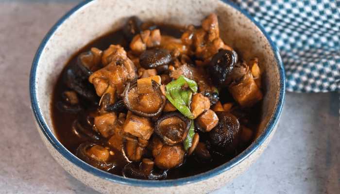 香菇跟什么相克 香菇的功效作用