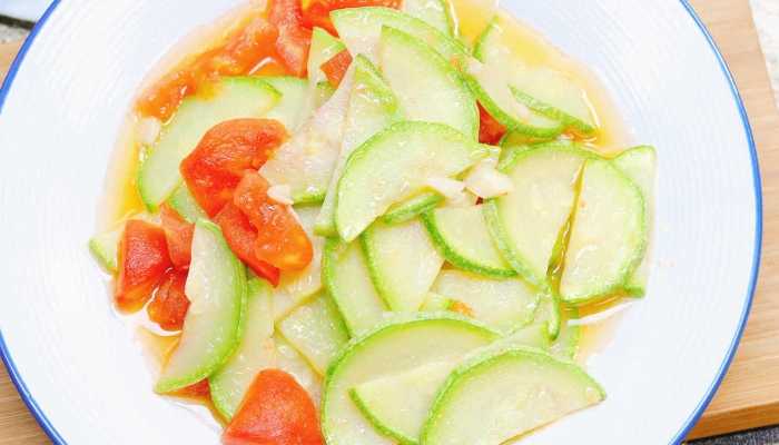 葫芦和黄瓜能一起吃吗？ 黄瓜的功效与作用