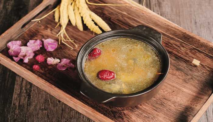 夏季煲鸡汤放什么材料?夏天煲鸡汤宜搭配什么