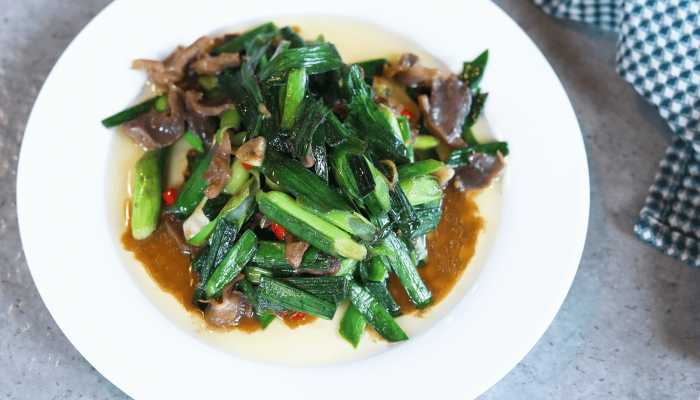 坐月子可以吃蒜苗吗？ 坐月子吃蒜苗的好处