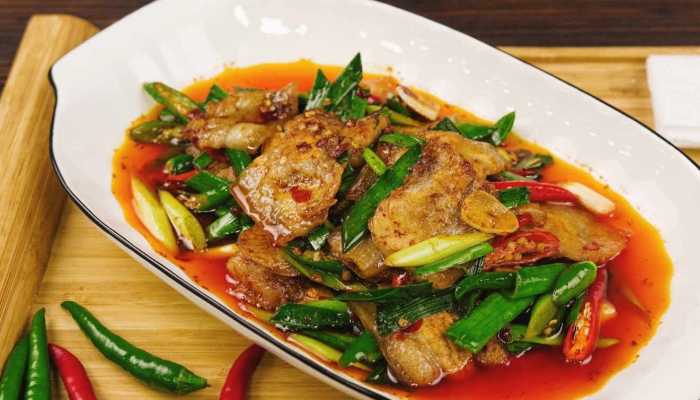 坐月子可以吃蒜苗吗？ 坐月子吃蒜苗的好处