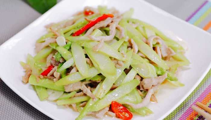 吃完芦笋尿液有异味，芦笋做法