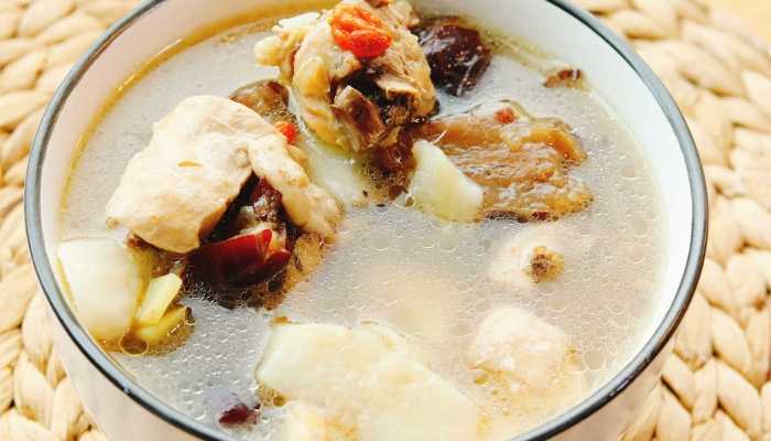 吃乌鸡补肾吗？？如何搭配比较好