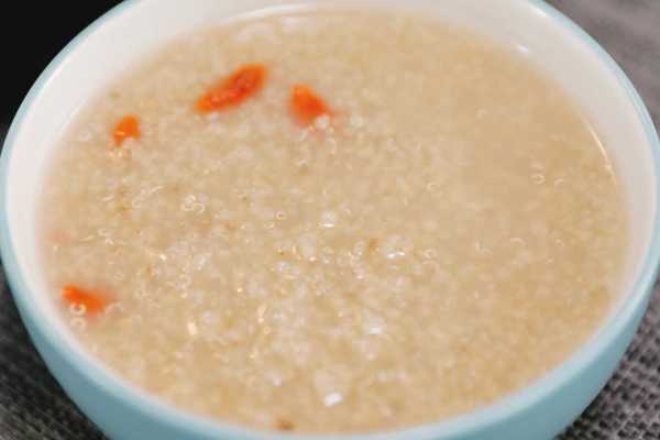 秋季女性养生食谱 秋季女性适合吃什么食物