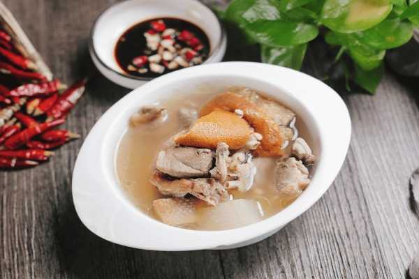 秋冬女人更要补 推荐女人进补的六款养生汤