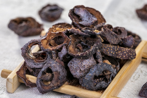 西洋参泡水喝的五大禁忌 西洋参可以和什么一起泡水