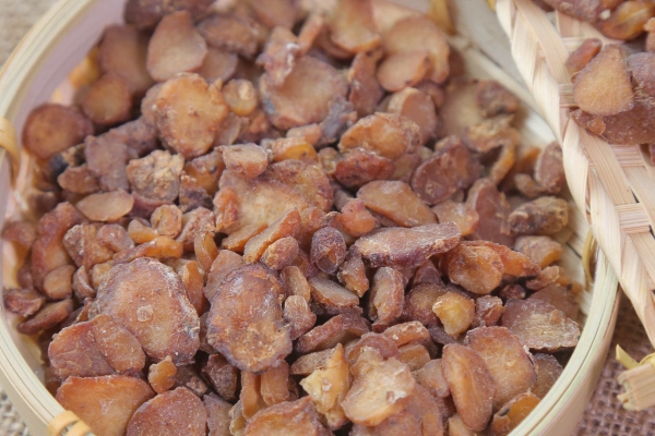 陈皮配什么泡水喝最佳 苍术的功效与作用