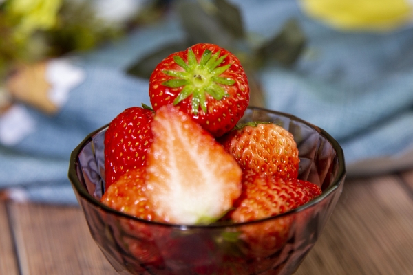 草莓和车厘子可以一起吃吗？ 草莓和车厘子的功效作用