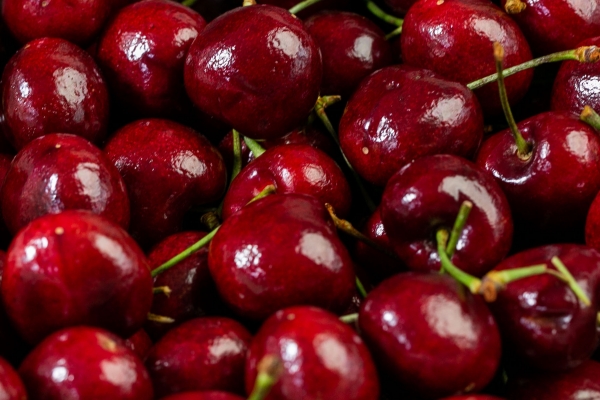 草莓和车厘子可以一起吃吗？ 草莓和车厘子的功效作用