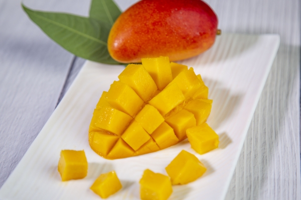 芒果和牛奶可以一起吃吗？ 日常芒果甜品食谱