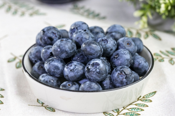 蓝莓可以泡酒吗？ 蓝莓的功效和作用