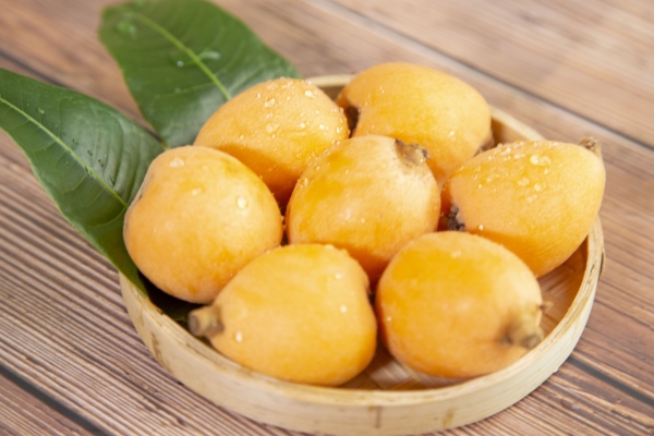 枇杷一天吃多少最合适 枇杷可以怎么吃