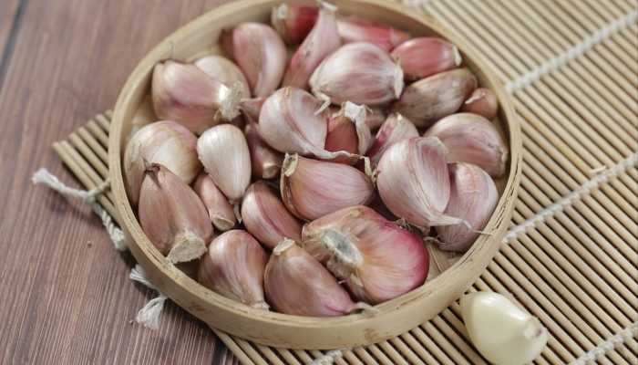 夏季大蒜怎么保存比较好 夏天大蒜的保鲜秘籍