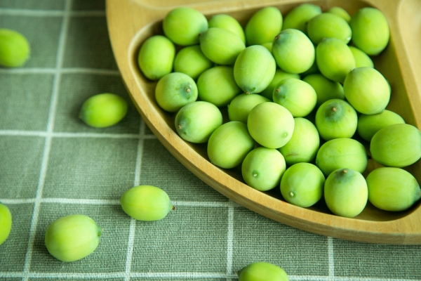 莲子心可以长期泡水喝吗？ 莲子心泡水喝的禁忌