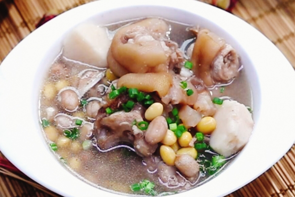 猪脚的功效与作用 吃猪脚的注意事项