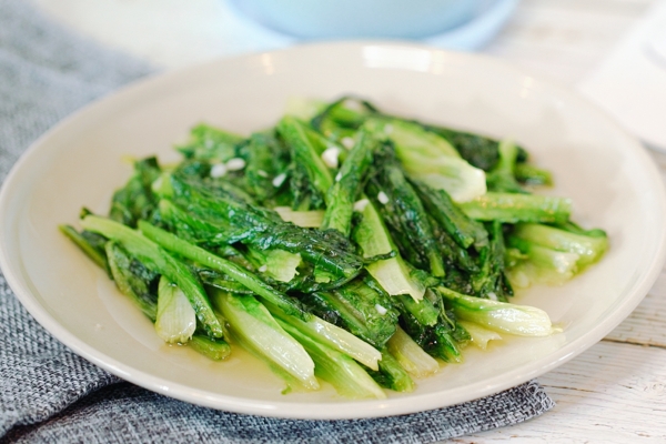 油麦菜不能和什么一起吃 吃油麦菜注意事项