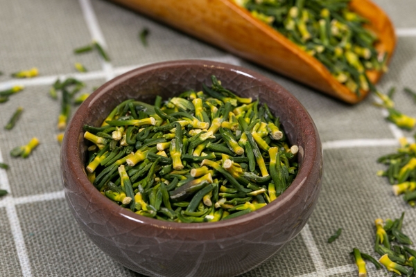 莲子心能降心火吗？ 莲子心伤肝还是护肝