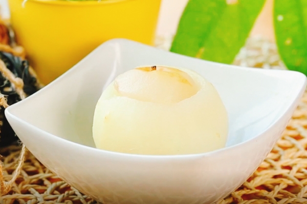 梨和什么煮水止咳润肺 梨的养生食谱