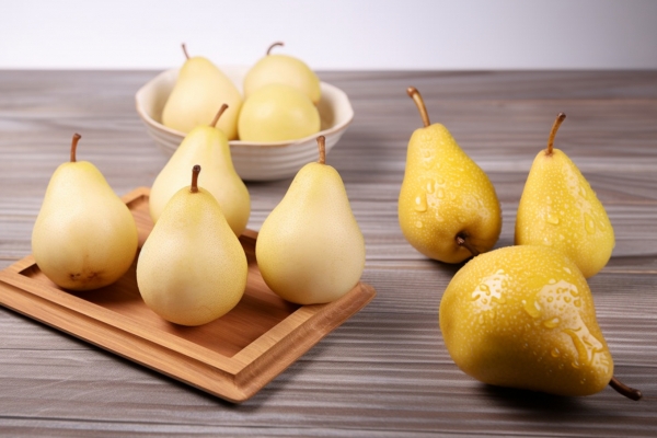 梨和什么煮水止咳润肺 梨的养生食谱