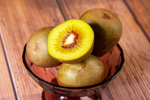 吃猕猴桃有什么好处和坏处 吃猕猴桃注意事项