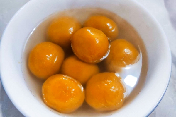 冬至吃饺子还是吃汤圆 吃饺子汤圆需要注意什么