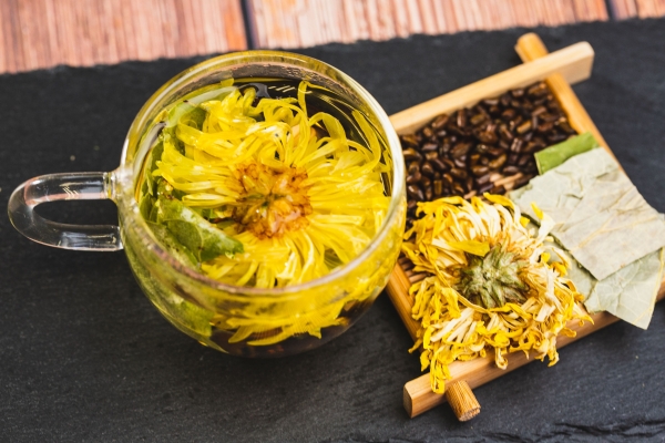 肝火旺能吃阿胶糕吗？ 什么茶去肝火效果最好