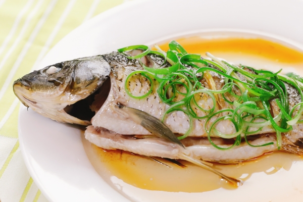 湿气重可以吃鱼肉吗？ 湿气重可以喝鱼汤吗？