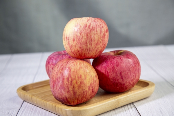 脾虚有湿气能喝纯牛奶吗？ 脾虚湿气重能多喝白开水吗？