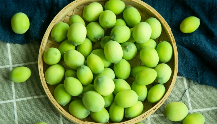 白露吃莲子能帮助防秋燥吗？ 白露养生吃莲子的好处