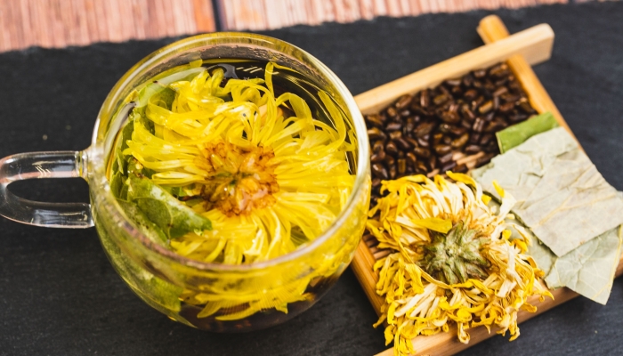 秋分喝菊花茶利养生吗？ 菊花茶养生的优势