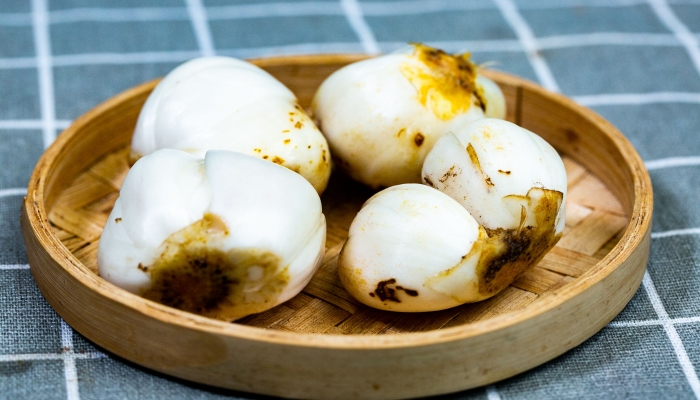 秋分中医推荐吃百合养生吗？ 百合的养生搭配方法