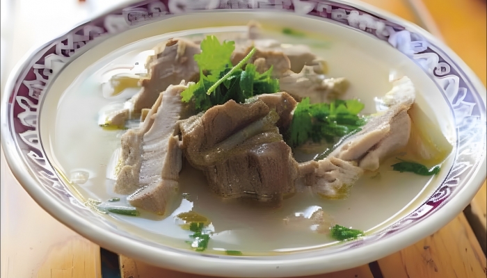 寒露喝羊肉汤适合养生吗？ 寒露喝羊肉汤要注意什么