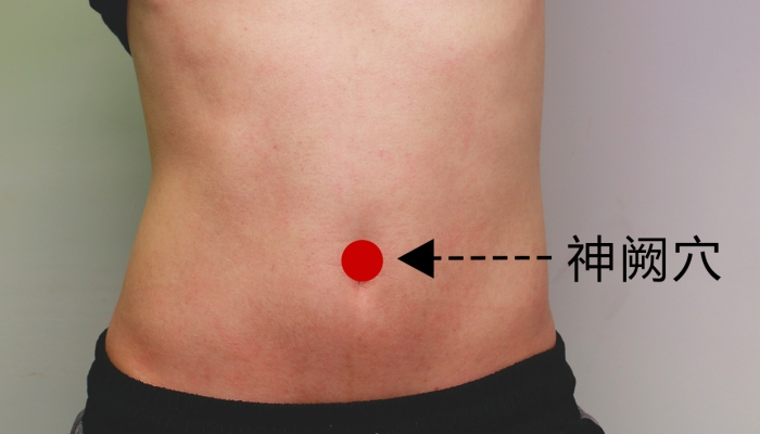 寒露艾灸神阙穴适合女性吗？ 女性艾灸神阙穴的好处