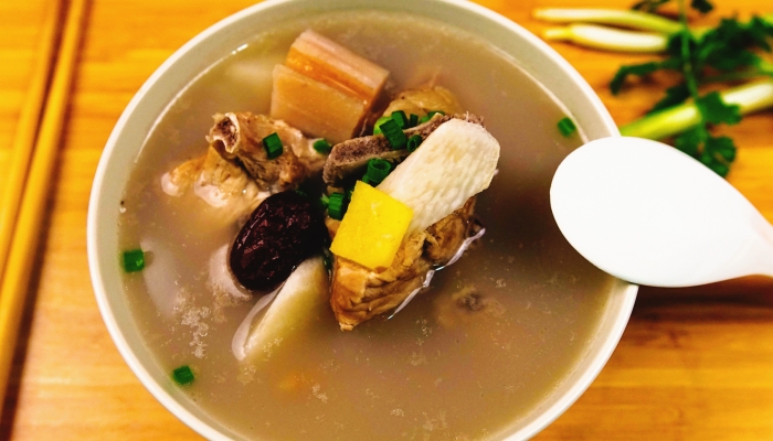 霜降喝莲藕排骨汤养生吗？ 莲藕的特性与养生价值